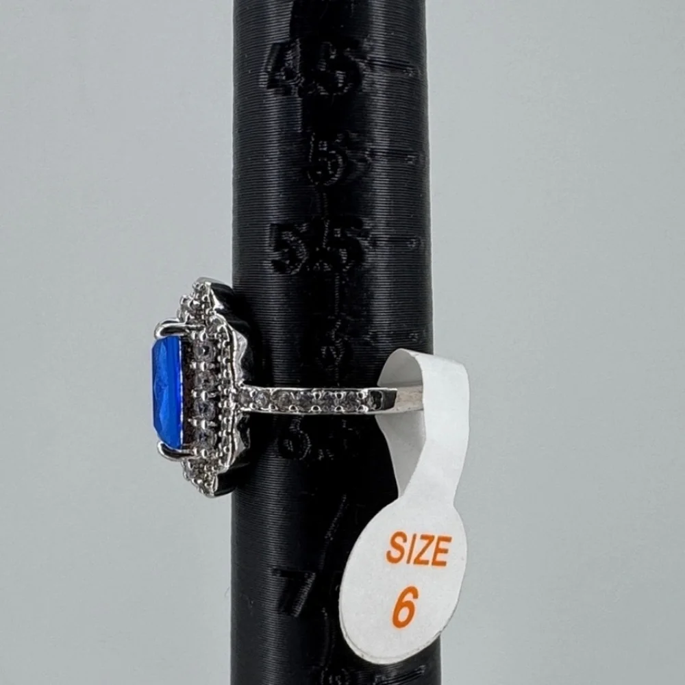 NEW Lab Created Sapphire and Cubic Zirconia Gemstone Ring